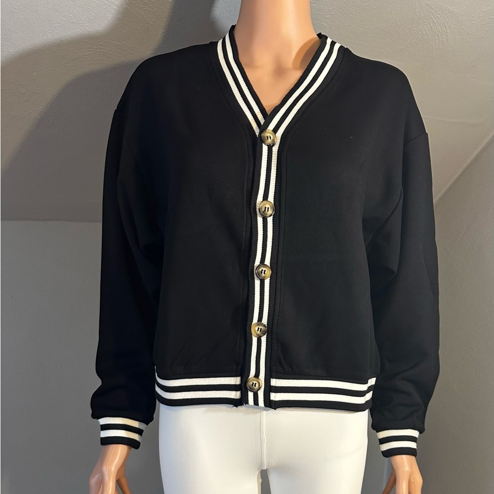 Move Theology Aura Tracker  Varsity Button Cardigan Size Small NWT - Picture 5 of 10